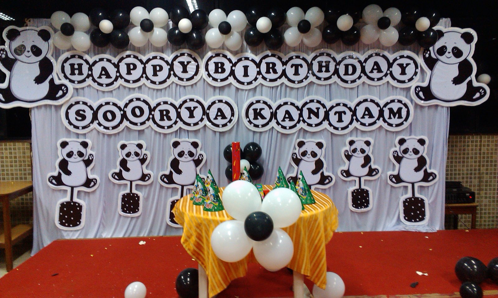 birthday party panda theme balloon decor