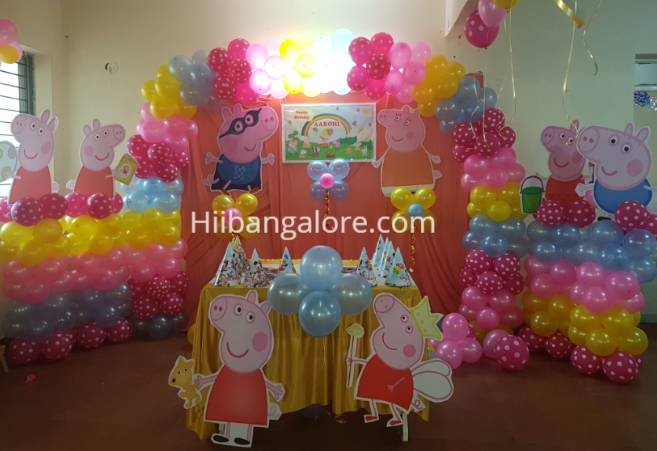 Peppa pig theme balloon decorators Bangalore
