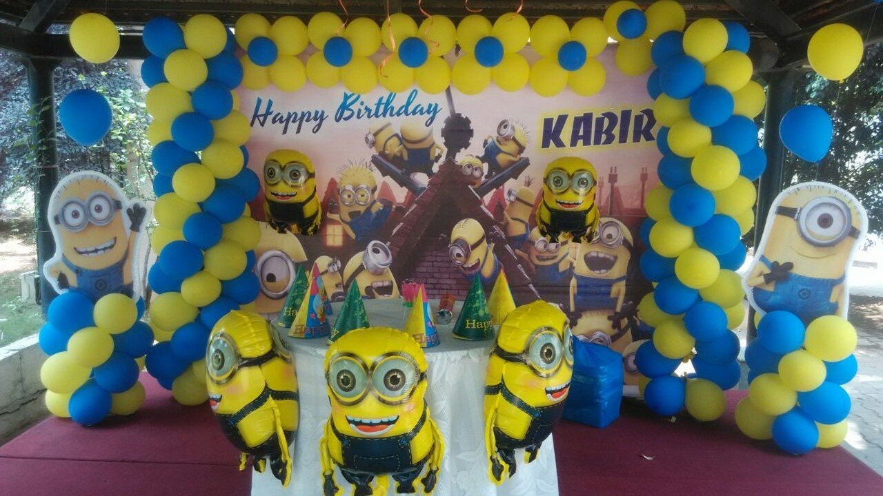 Minions theme banner Birthday party balloon decorators Bangalore