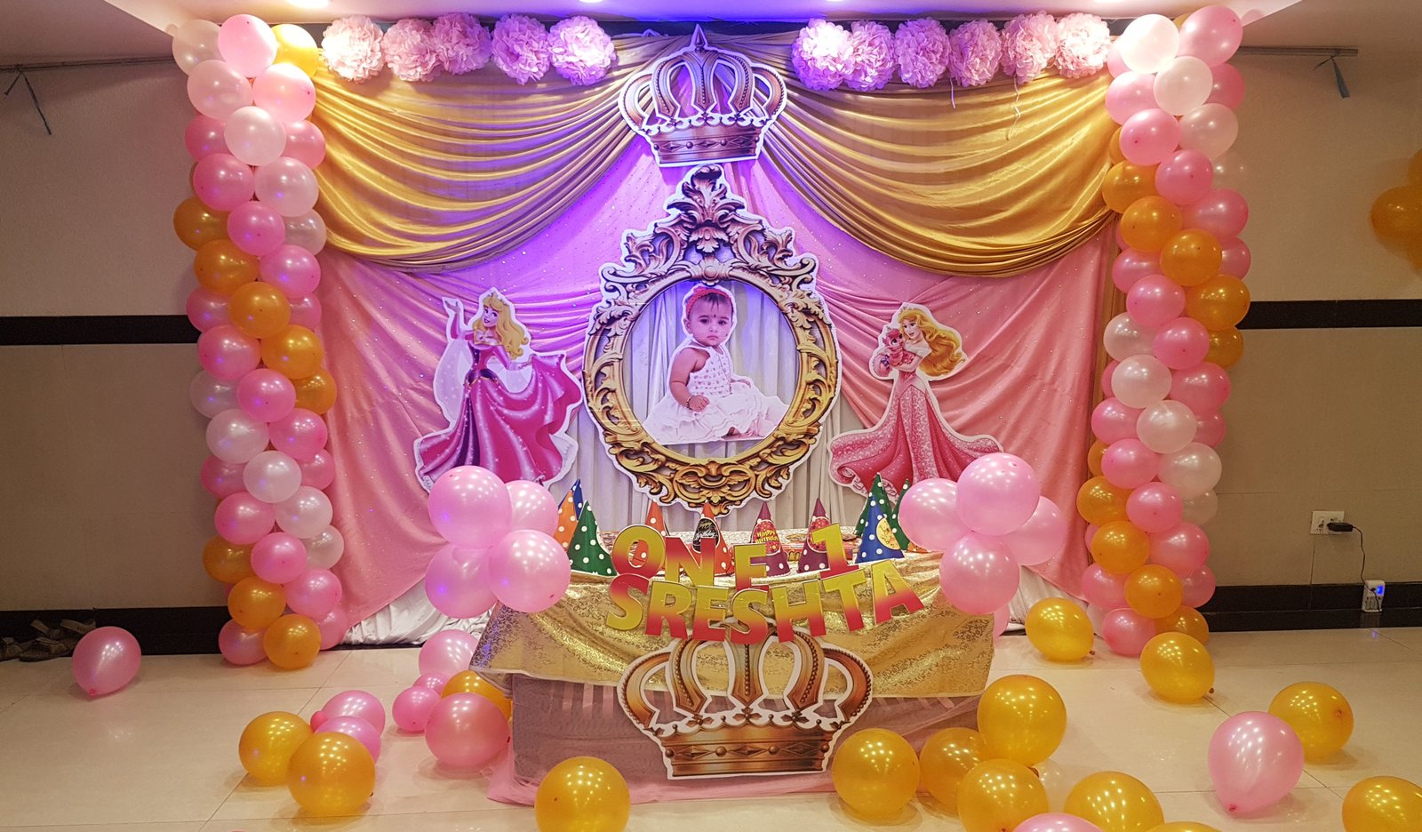 Princess theme birthday balloon decorators Bangalore