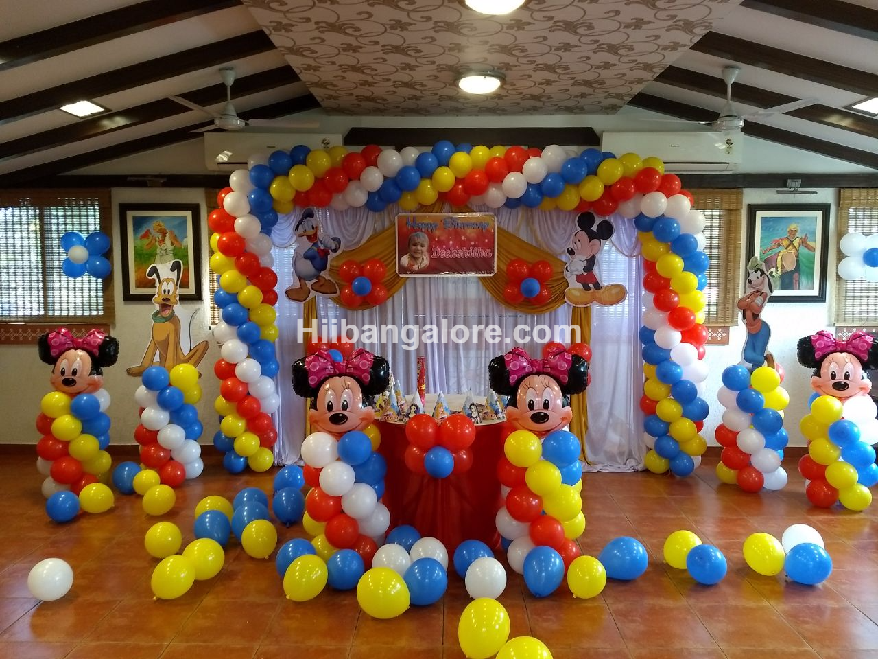 Minnie mouse theme birthday balloon decorators Bangalore