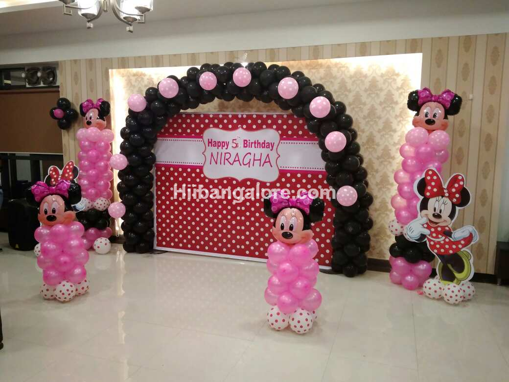 Minnie mouse theme banner birthday party balloon decorators Bangalore