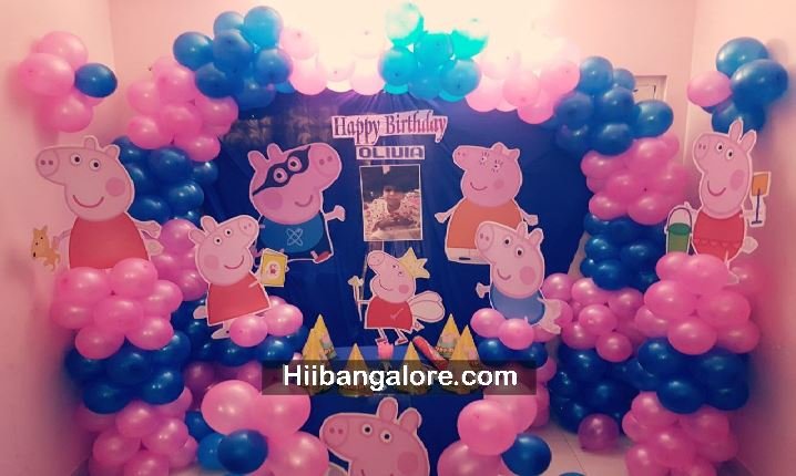 Peppa pig theme balloon decoration in bangalore