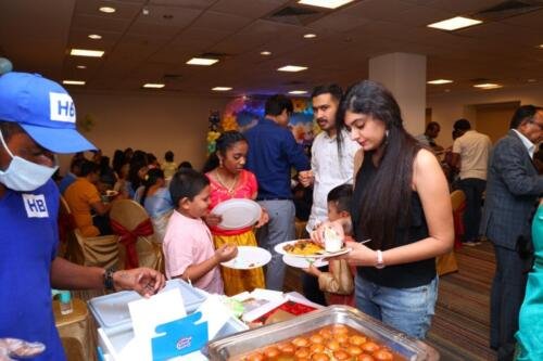 Hiibangalore caterer serving gulab jamoons